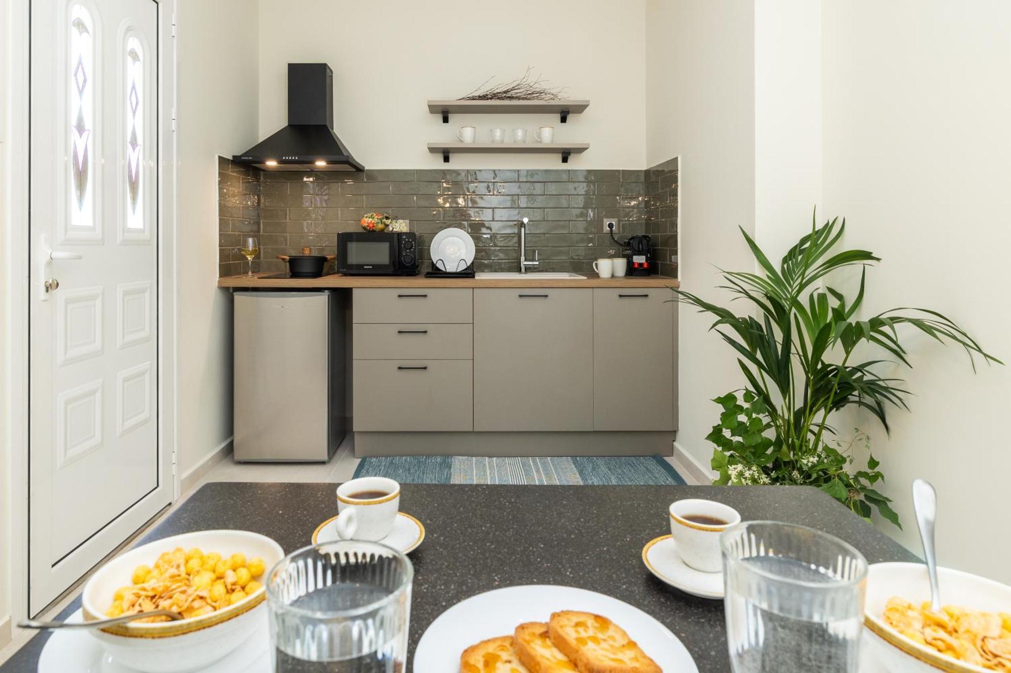 Thalassa View Residence Аргостолион Екстериор снимка